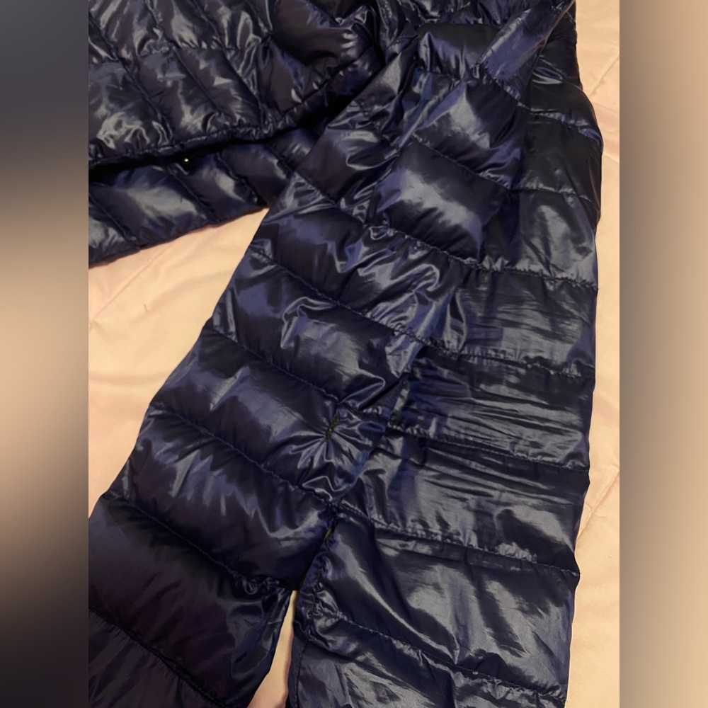 Calvin Klein packable puffer jacket - Picture 4 of 6
